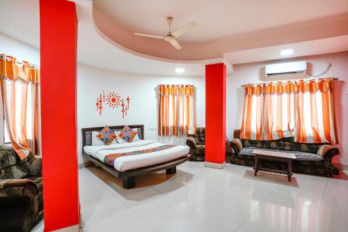 Nashik Hotel | Via Sai Lodging - Nashik Railway Station