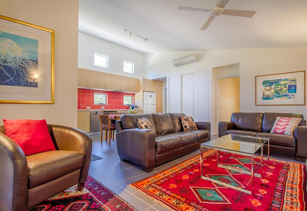 Dunsborough House | Villa 28 Cape Villas