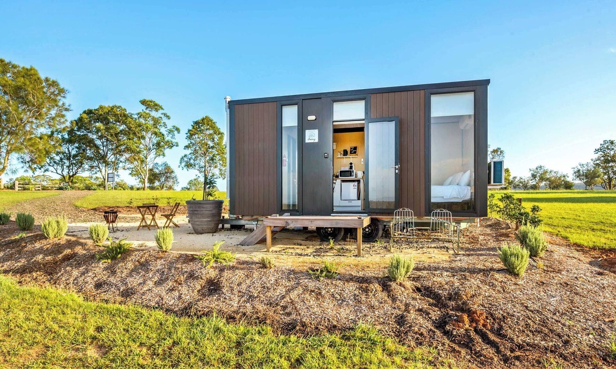 Lovedale House | Vine View Escape by Tiny Away
