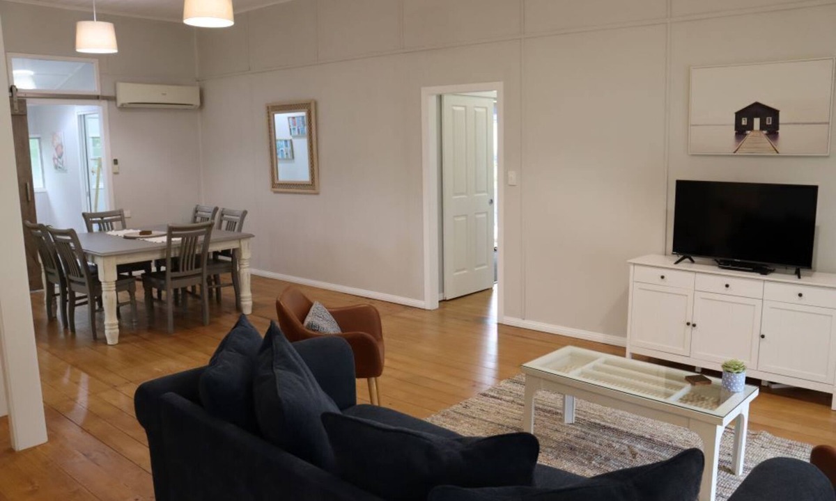 Wandal House | Walk From Wandal Rockhampton