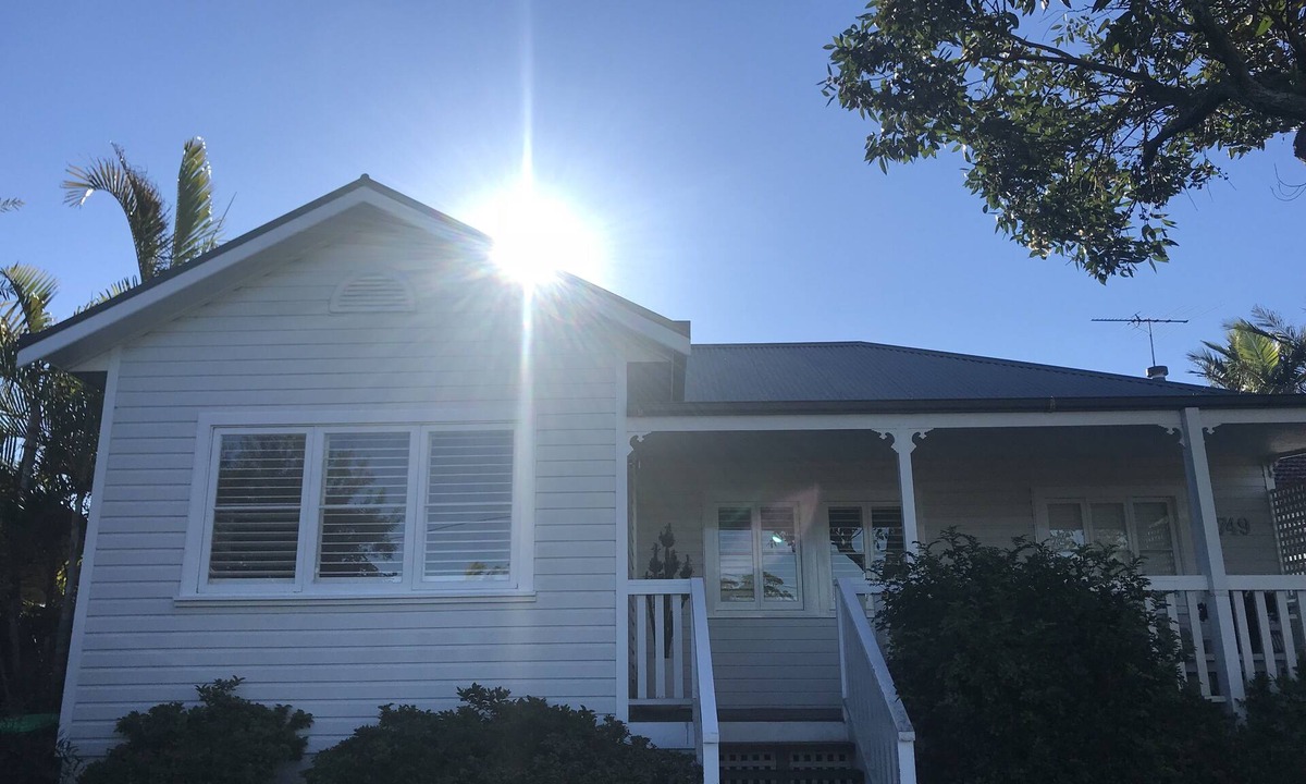 Avalon Beach House | Walk to Avalon Beach - Gorgeous Beach house & Cabin - Child & Pet friendly