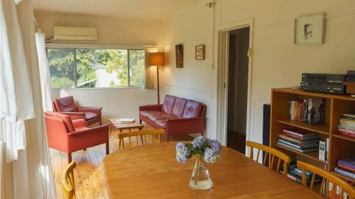 Wallaga Lake House | Wallaga Lake Road 3