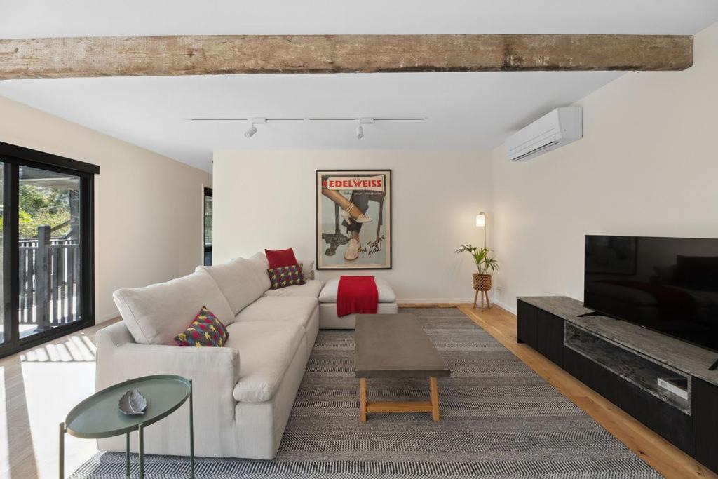 Warburton Apartment | Warburton Stays Station Hideaway