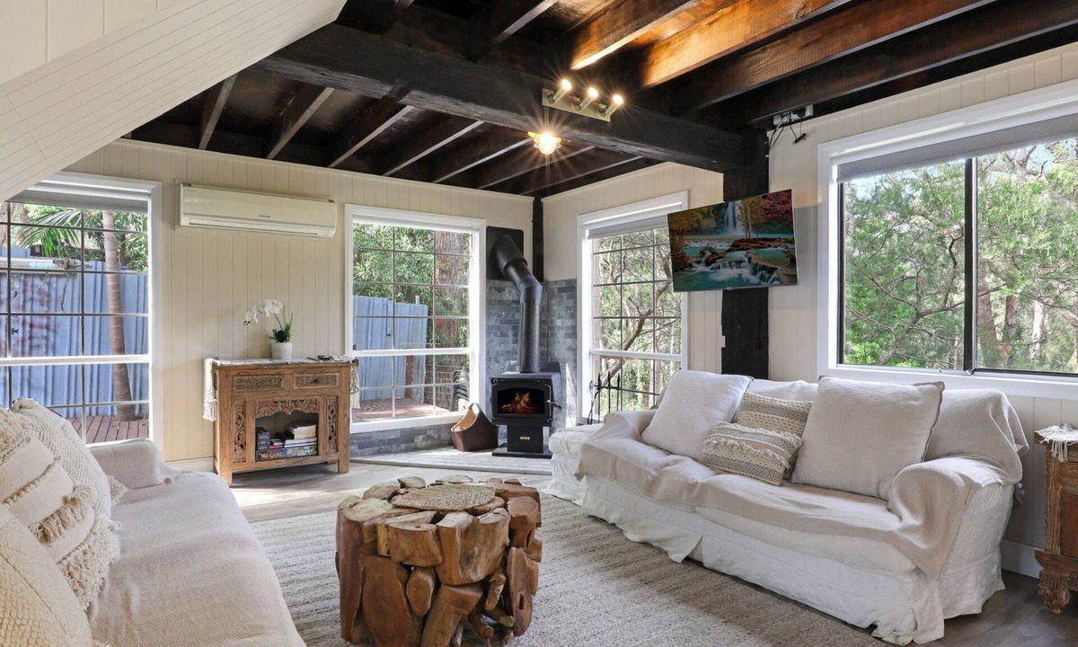 St. Georges Basin House | Waterfront Getaway, Pet Friendly - Jervis Bay