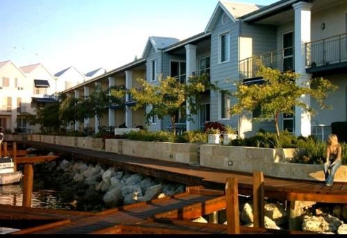 Halls Head Apartment | Waterfront Hideaway with Pool, Spa & BBQ Area jetty available