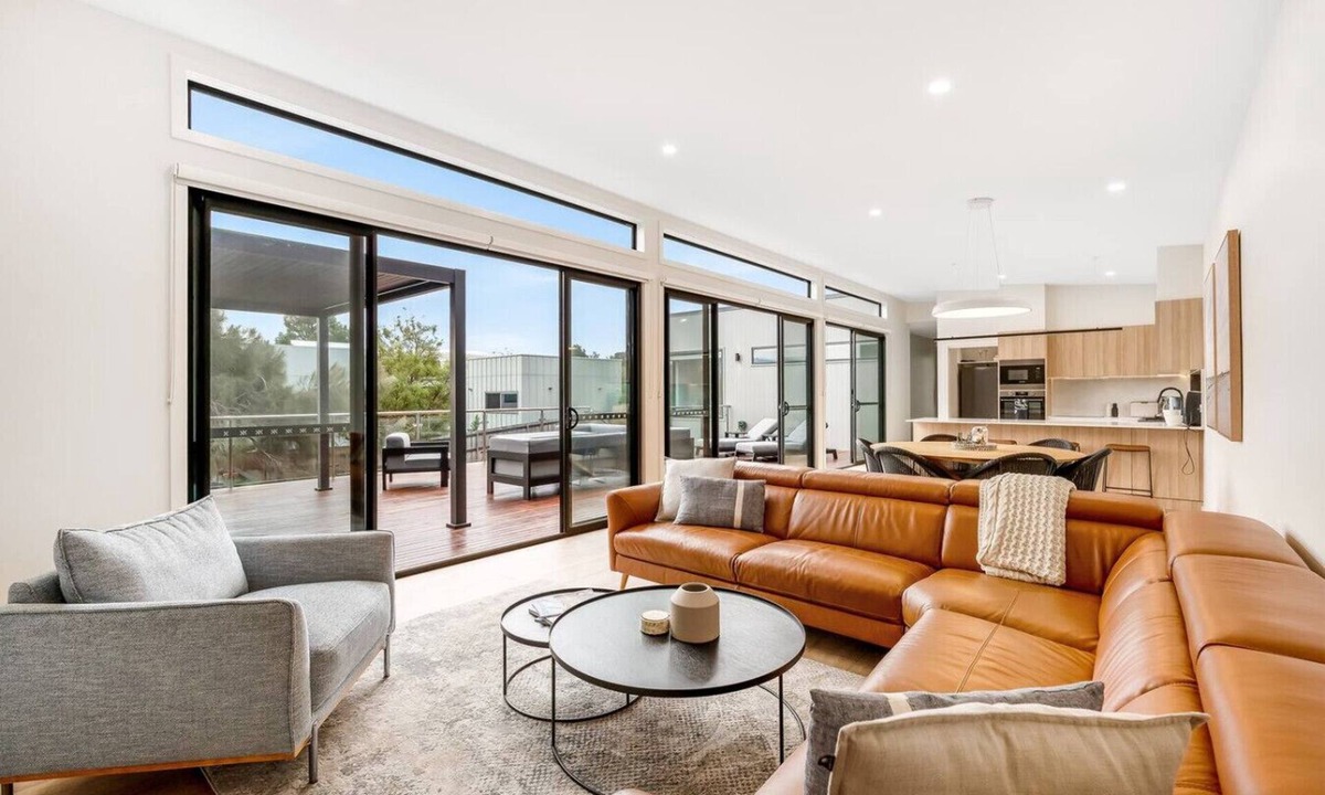 Opossum Bay House | Waterfront Luxury in Opossum Bay