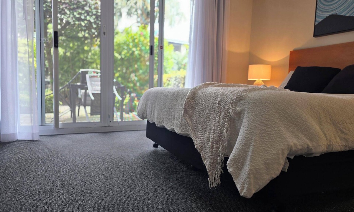 Halls Head Apartment | WATERSIDE APARTMENT IN THE HEART OF MANDURAH