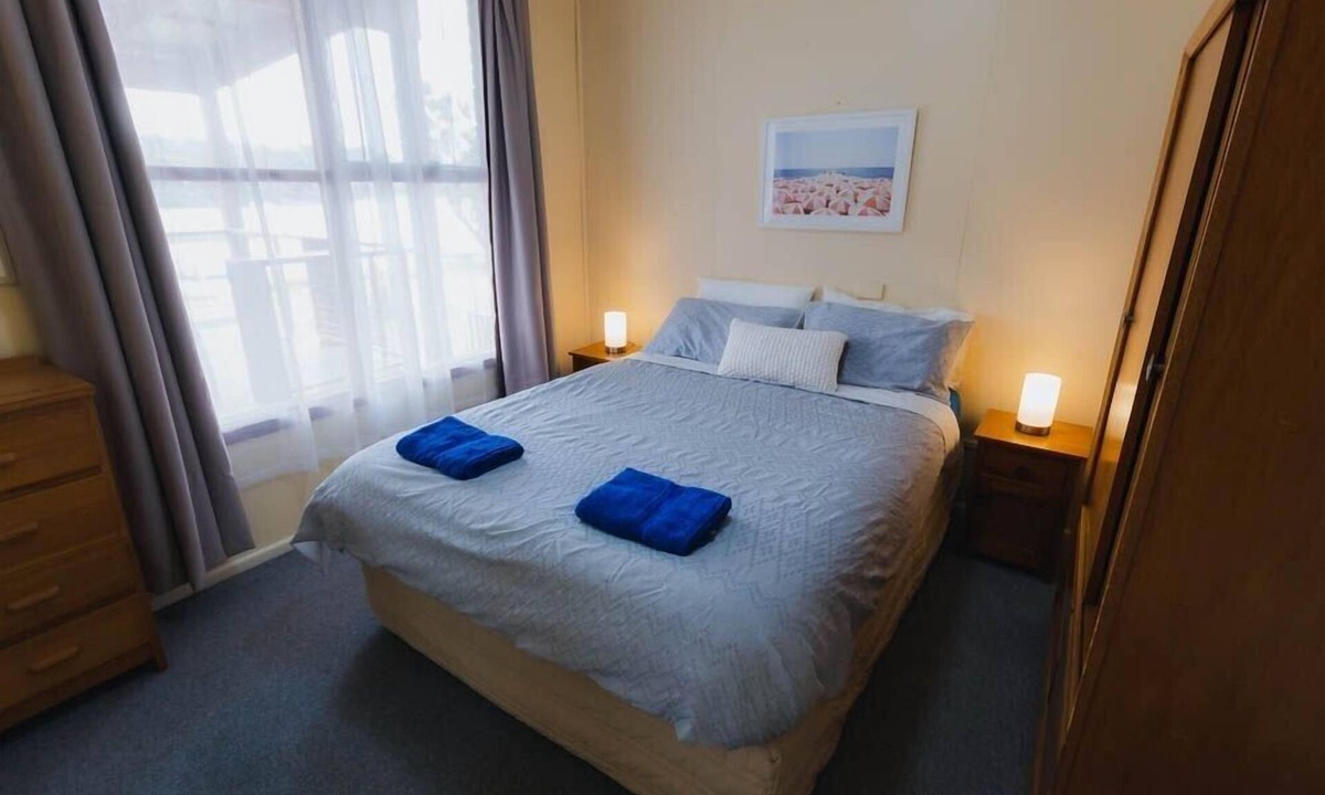 Mallacoota House | Waterside Unit 7 Mallacoota