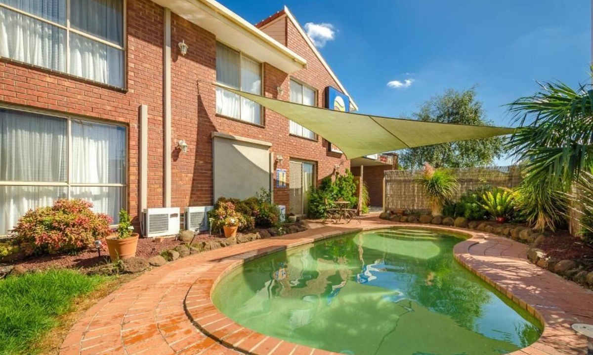 Werribee Hotel | Werribee Motel and Apartment