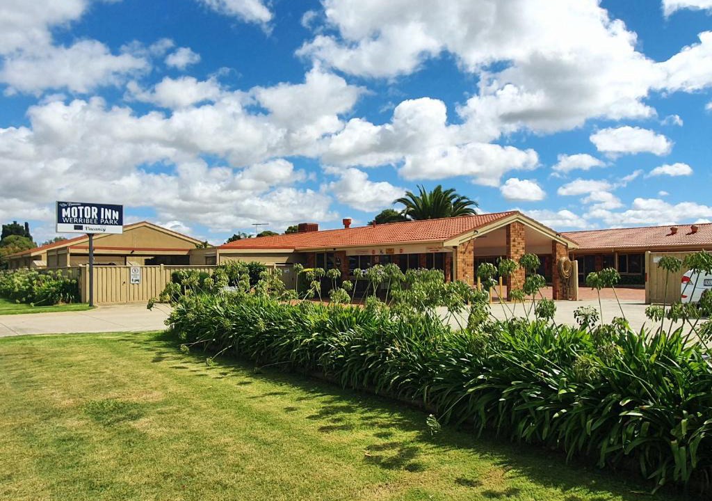 Werribee Hotel | Werribee Park Motor Inn