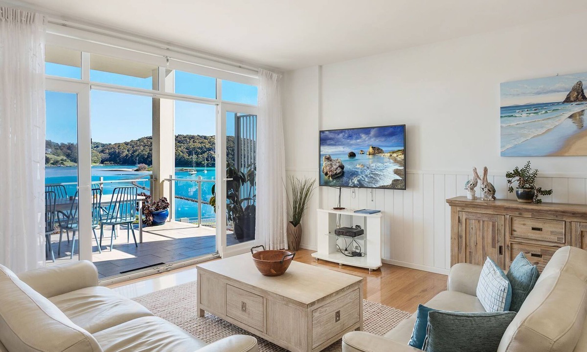 Narooma Apartment | Wharf Apartment Unit 5