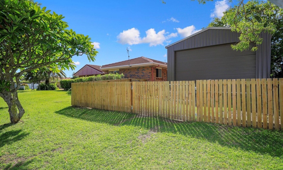 Bargara Apartment | Where relaxation meets convenience in this spacious holiday house