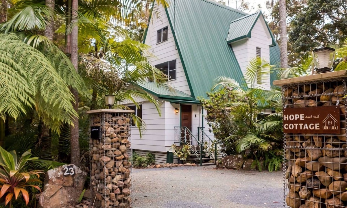 Eagle Heights House | Whispering Leaves Tamborine Mountain