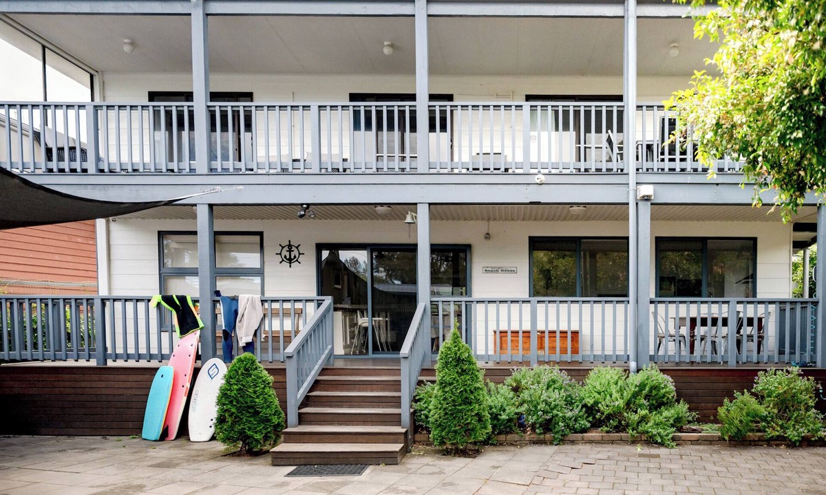 Inverloch House | Whispering Seas -Stay 3 pay 2 Winter Promo
