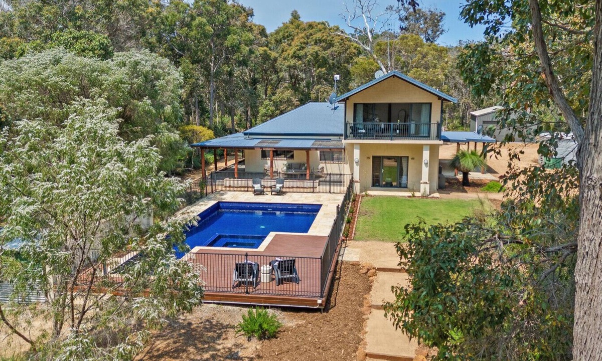 Burnside House | Whisperwood | Private Pool | Family Friendly