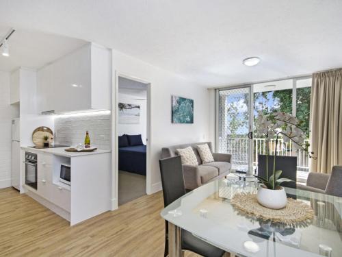 Coolangatta Apartment | White Caps Unit 3