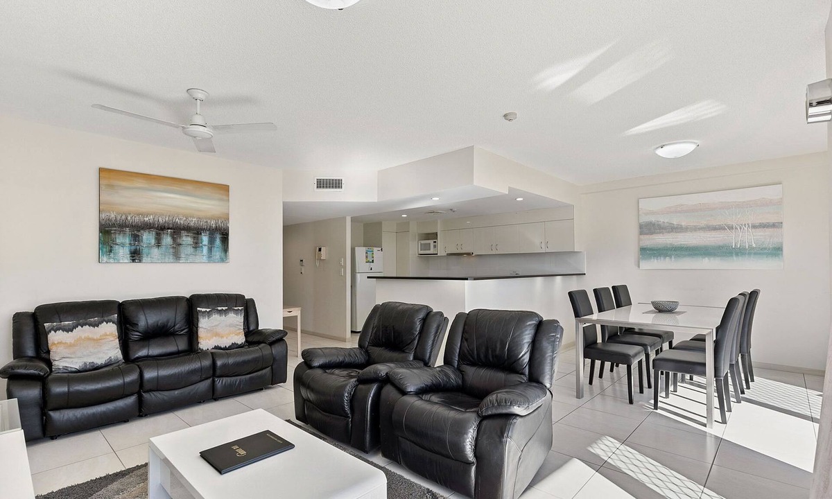 Torquay Apartment | White Crest Apartments