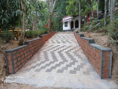 Mananthavady House | White Rose