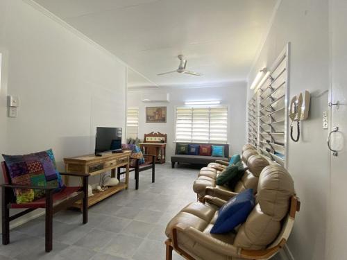 Picnic Bay House | Whitehaven 2