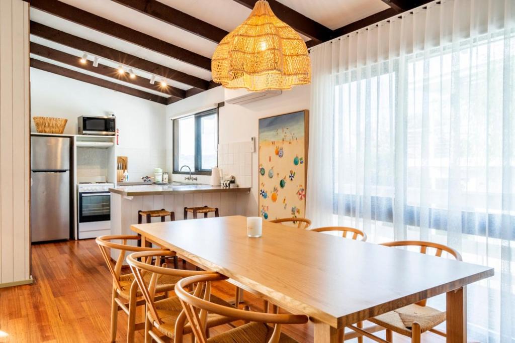 Ocean Grove House | Whitehouse; Beachside, Fireplace, Pet friendly