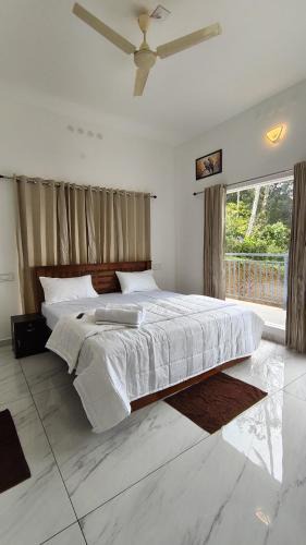 Rajakkad House | Winterpalace Pool property