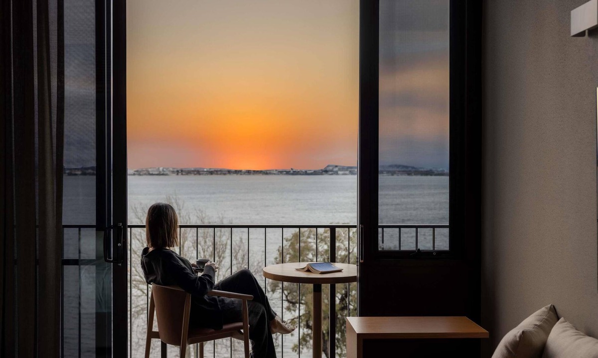 Crawley Hotel | Wonil Hotel Perth - Handwritten Collection