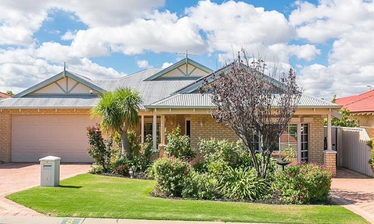 Padbury House | Working Professional Accomodation