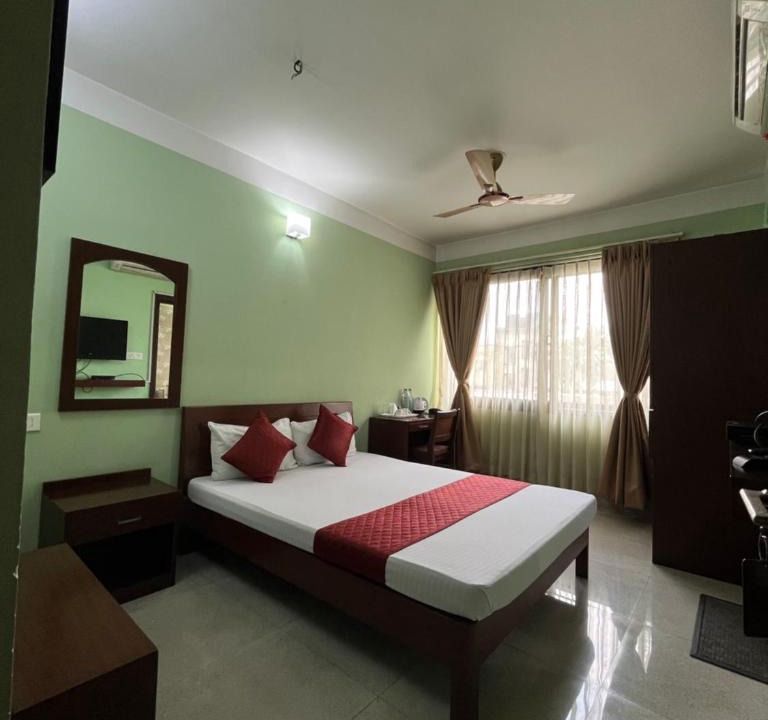 Siliguri Hotel | Yaksha Holiday Home