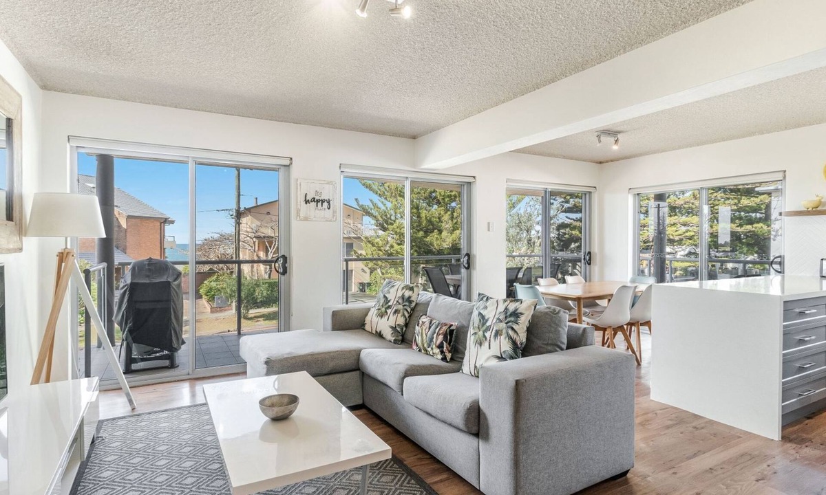 Yamba Apartment | Yamba 58 - Modern Apartment with Ocean Views - Holiday Yamba