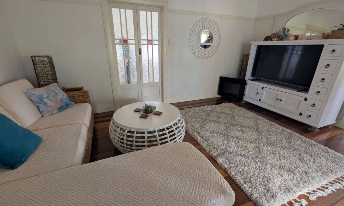 Yamba House | Yamba Somerset Cottage
