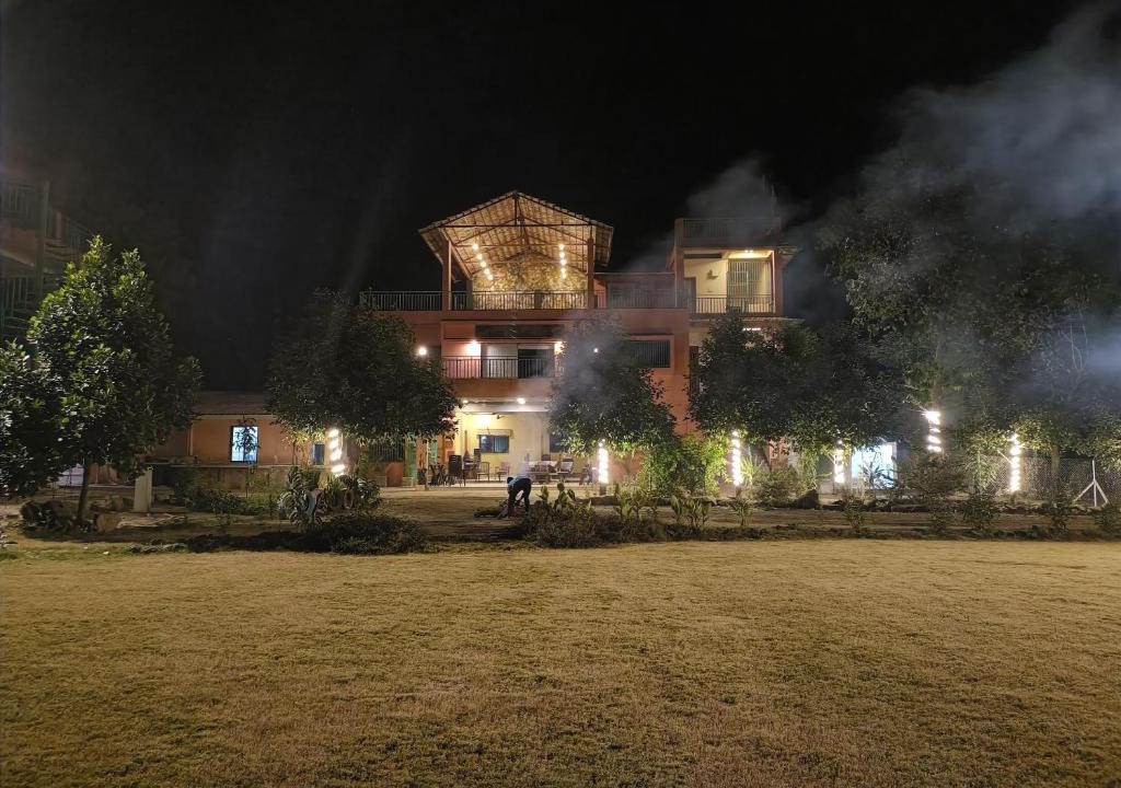 Hingana House | Yana's Farm