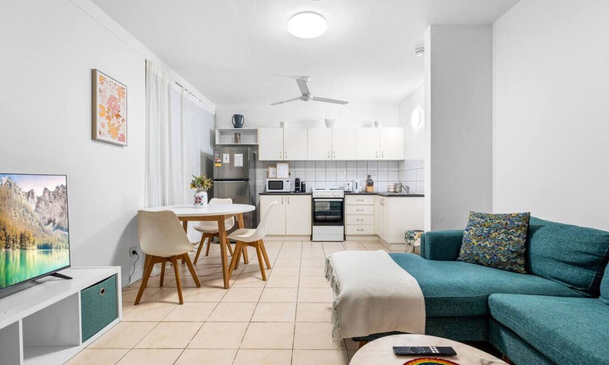 Nightcliff Apartment | Zen Bamboo: cozy - modern - central