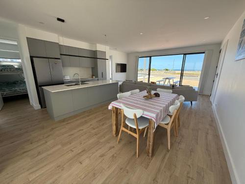Melville Apartment | Zion on Yorkes