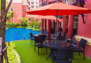 7 Seas Condo by Thitipong in Jomtien Beach