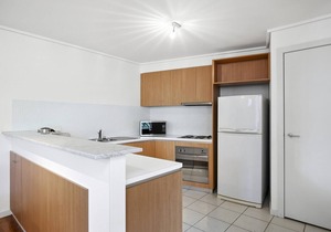 Apartment 36 Pacific Apartments