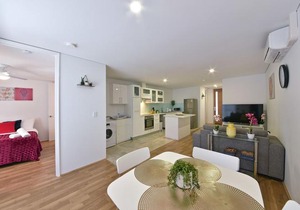 Belmont apartment near Perth City 3404