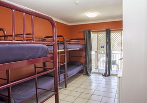 Brisbane Backpackers Resort - Group of 6
