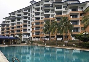 Comfy Beachfront View at Seri Bulan Condominium Teluk Kemang in Port Dickson