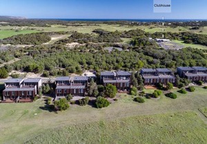 DREW Golfers Delight close to St Andrews Beach