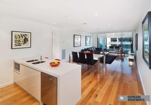 Espresso Apartments - Bay Views Port Melbourne