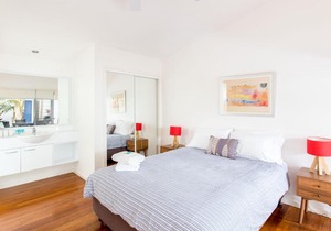 Mobys Resort 48