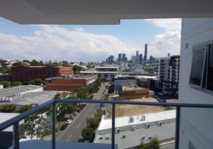 Newstead 1 Bedroom Apartment With City View