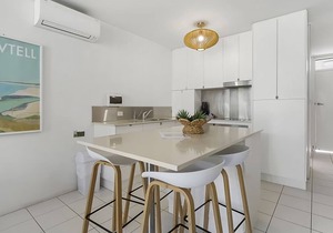 Seaside on Fourth is secluded and spacious, directly across from Sawtell beach.