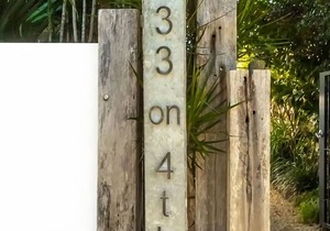 Seaside on Fourth is secluded and spacious, directly across from Sawtell beach.