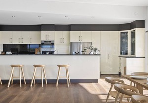 The Pines on Killcare Beach - beachside luxury for all the family