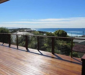 Caves Beach 