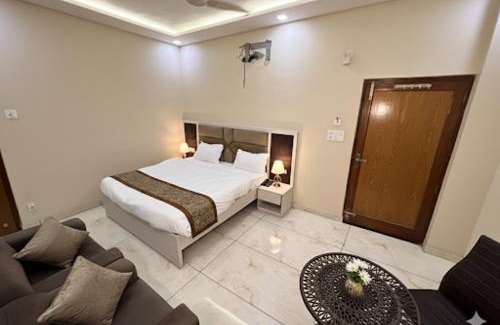 Bareilly Hotel | Hotel City Star & Restro
