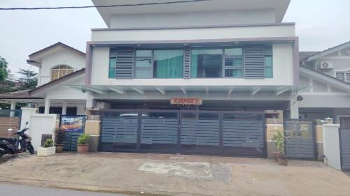 Cheras House | 首都鎮民宿2