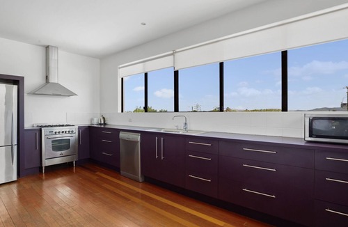 Peregian Beach Apartment | 1-240 "Villa V" David Low Way, Peregian Beach