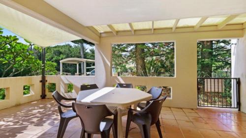 Hawks Nest House | 1 Aquarius 9 Beach Rd Hawks Nest